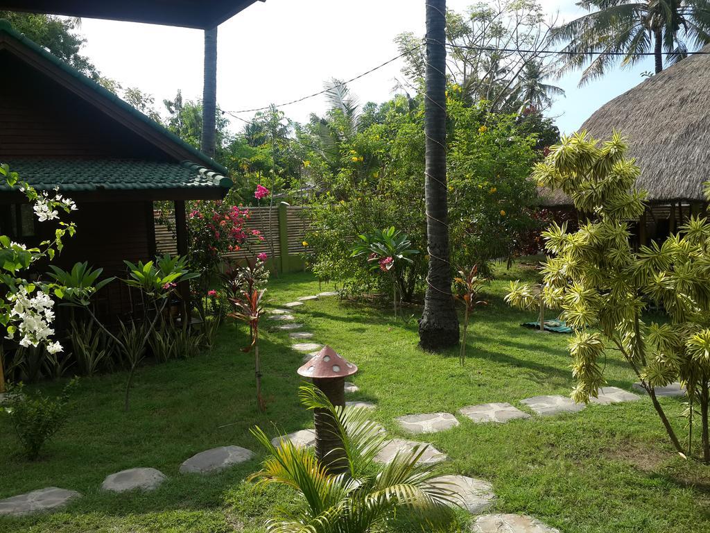 Oasi Bungalows Hotel Gili Air Kültér fotó