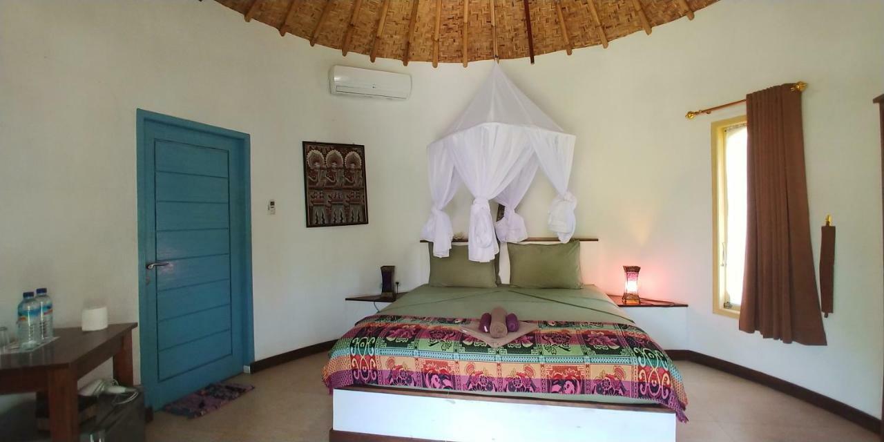 Oasi Bungalows Hotel Gili Air Kültér fotó