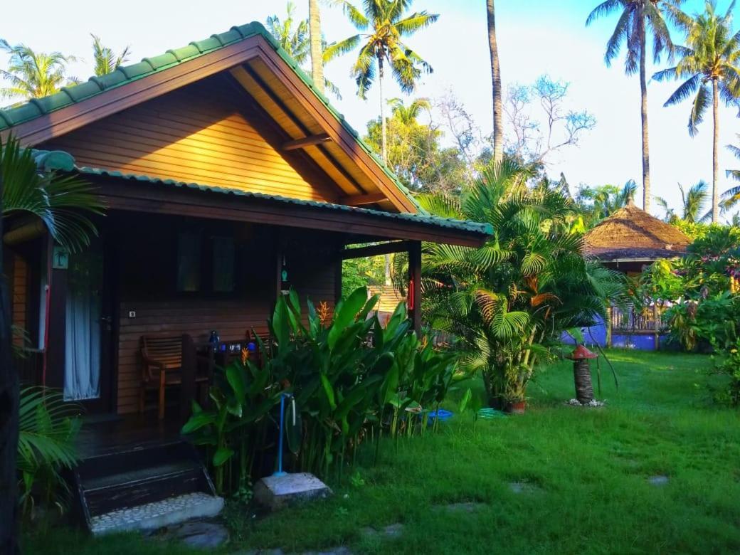 Oasi Bungalows Hotel Gili Air Kültér fotó